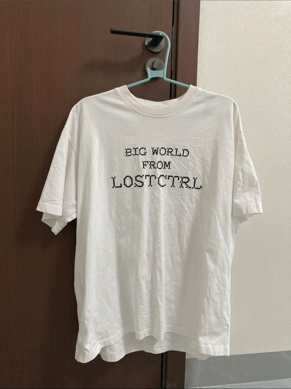 H&M White Graphic Crewneck Tee with 'LOSTCTRL' Print